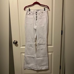 Judy Blue White Flare Jeans - Size 5/27